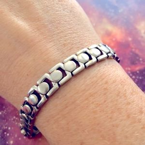 💝 4/$25 💝 Stainless steel bracelet with clasp